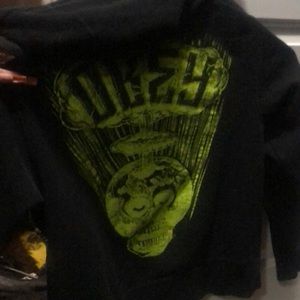 Small women’s obey hoodie